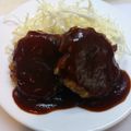 Toms88cv's cooksnap of when they made 簡単☆ハンバーグ.
