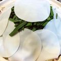 まりっぺ46's cooksnap of when they made ラーメンスープで！こってり熱々もつ鍋.