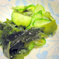 とーみママ's cooksnap of when they made たっぷりわかめときゅうりの酢の物.
