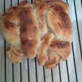 にちか's cooksnap of when they made レンジパンで「苺マーブルパン」♪.