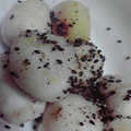 たなぺ6950's cooksnap of when they made 簡単◆里芋の黒胡麻和え◆.