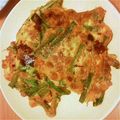 よしみ♬'s cooksnap of when they made 納豆とニラのチヂミ.