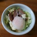 彩音ママちゃん's cooksnap of when they made 焼豚とレタスのマヨネーズ醤油温泉卵丼.
