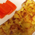 アチャコさま's cooksnap of when they made 新じゃがと新玉ねぎの卵焼き.