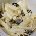 hana_4's cooksnap of when they made ◕黒豆さんとりんごちゃんのサラダ◕.