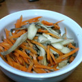 ra-ra-ra's cooksnap of when they made マイタケと人参炒め.