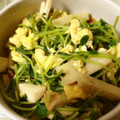 ya_yo_yi's cooksnap of when they made 豆苗ときのこの卵炒め.
