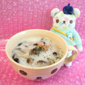 みなみんくっきんぐ's cooksnap of when they made 簡単！しめじと柚子胡椒のミルクスープ.