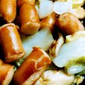 aki0yen's cooksnap of when they made ☆白菜と海老とウィンナー中華炒め☆.