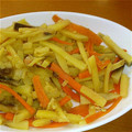 みなちさりん's cooksnap of when they made 大根の皮とサツマイモの甘辛きんぴら.
