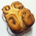 mishu_kn's cooksnap of when they made HBでマロンロールパン.