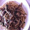 chibito6's cooksnap of when they made きのことアンチョビのパスタ.