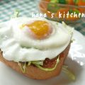 hana0302's cooksnap of when they made 簡単♪キャべたまトースト.