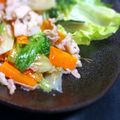 0403MikA's cooksnap of when they made 豚肉とレタスの塩麹炒め.