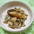 うっちゃん093's cooksnap of when they made マイタケと竹輪の簡単炒め.