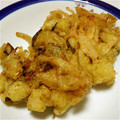 アスパラ24's cooksnap of when they made 簡単♪さつまいもとしらすのかき揚げ.