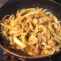 すだP's cooksnap of when they made 玉ねぎでコク旨！うちの10分でできる豚丼.
