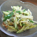 sally-aaa's cooksnap of when they made えのきときゅうりの【簡単】サラダ.