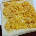 シゼンノ's cooksnap of when they made 簡単ふわふわ卵トースト.