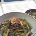 Kotora45's cooksnap of when they made 挽肉だけど青椒肉絲風？丼～487Kcal.