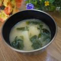 スタイリッシュママ's cooksnap of when they made ＊じゃがいもと若布のお味噌汁＊.