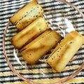 komutatata's cooksnap of when they made 春巻きの皮でアールグレイ　シガール.