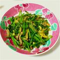 ☆snowdrop☆'s cooksnap of when they made 卵とほうれん草のバター醤油炒め♪.