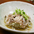 gingamom's cooksnap of when they made 豚肉＊もやし＊きのこの塩麹重ね蒸し.