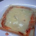 季節外れ's cooksnap of when they made ケチャマヨツナトーストん♪.