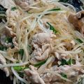黒こっぺ's cooksnap of when they made 豚バラニラもやし中華春雨炒め.