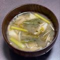Nilmini's cooksnap of when they made 免疫力アップ！舞茸小松菜の味噌汁.