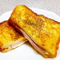 ☆★あんず姫★☆'s cooksnap of when they made Cafe風＊簡単モンティクリスト☆.