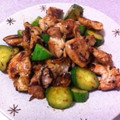 プリズンブレイク's cooksnap of when they made 鶏もも肉ときゅうりの塩こうじ炒め.