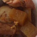 りゅーひろ's cooksnap of when they made エバラすき焼きのタレで簡単鶏手羽大根煮.