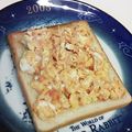 龍青空ママ's cooksnap of when they made 鮭フレーク✿スクランブル✿トースト.