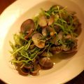 bananapie's cooksnap of when they made 豆苗とあさりのにんにく酒蒸し.