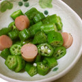 おりょせん's cooksnap of when they made おくらと魚肉ソーセージの炒めもの.