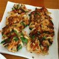 ミユッティー's cooksnap of when they made ちょっと不思議な食べ物♪うどん餃子ニラ編.