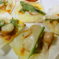 リーベル's cooksnap of when they made シュウマイの皮でピザ.