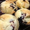 ck_yukky's cooksnap of when they made ブラックベリーマフィン　2011.