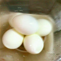 ぷにぷに～mama's cooksnap of when they made ☆簡単☆ ゆで卵のむき方 ☆キレイ☆.