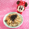 みなみんくっきんぐ's cooksnap of when they made 塩辛ときのこの和風クリームパスタ.