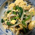 あゆらぶ★'s cooksnap of when they made しめじとほうれん草のいり卵。醤油バターで.