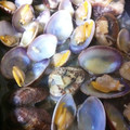 ぴっぴ2's cooksnap of when they made 簡単★あさりのバター酒蒸し☆.