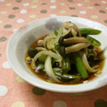 赤い電話's cooksnap of when they made ルクエdeいんげんとしめじの醤油煮.