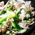 UGGray's cooksnap of when they made 簡単！豚肉とセロリの炒め物.