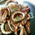 都こんぶだし's cooksnap of when they made イカと玉葱のめんつゆバターマヨチーズ炒め.