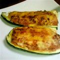 ☆にん☆'s cooksnap of when they made ズッキーニボートに詰め物チーズ焼き.