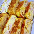 たくちくた's cooksnap of when they made ハム・コーン・チーズの卵焼き.