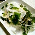 柚子☆檸檬's cooksnap of when they made 新玉ねぎとわかめのサラダ.